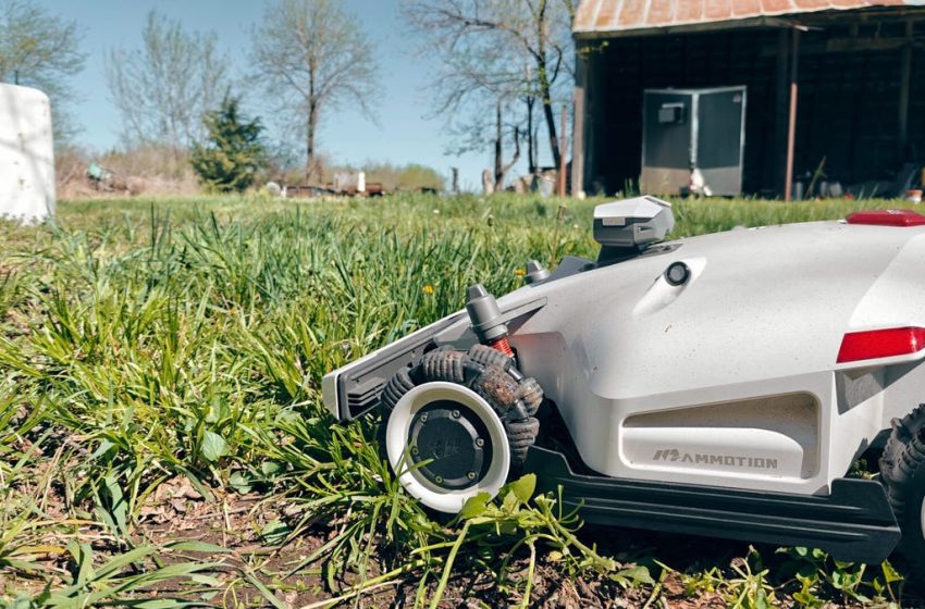  The Smarter Way to Mow: Your Guide to Robot Lawn Mowers